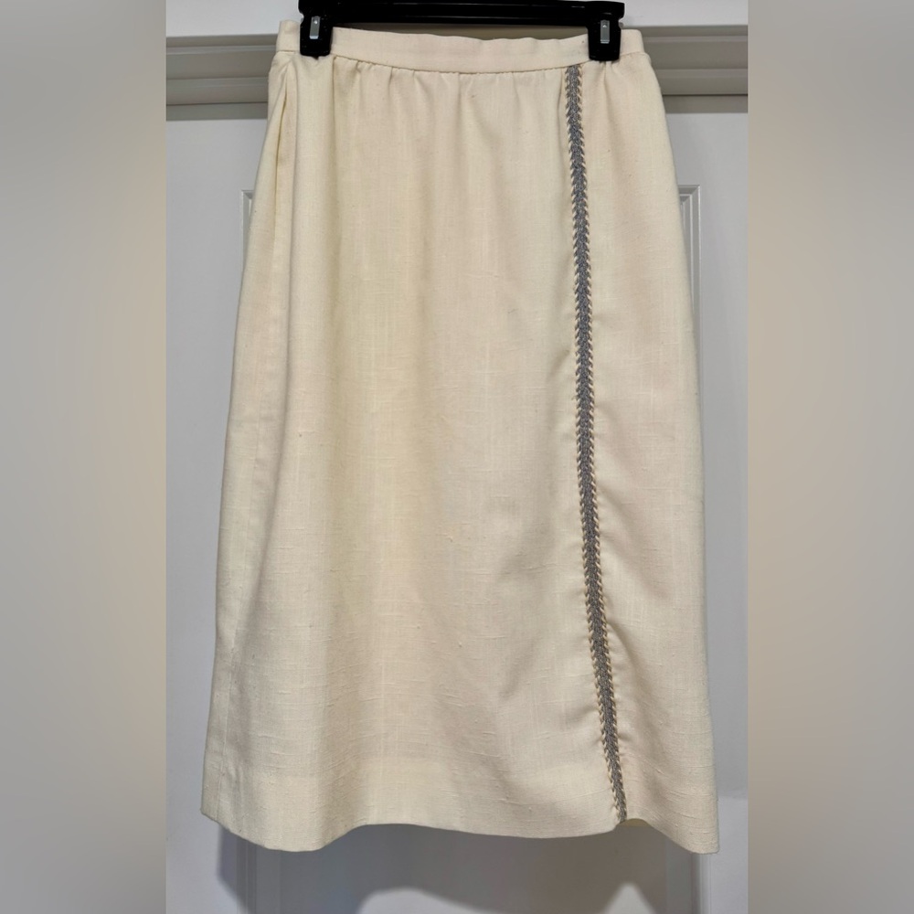 Vintage ILGWU Union Made Cream Midi Skirt with Brocade‎ Detail Size 10